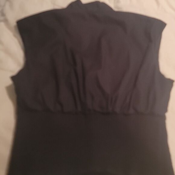 NWOT Anthropologie Black Sleeveless Vest Sz Med - Picture 9 of 9